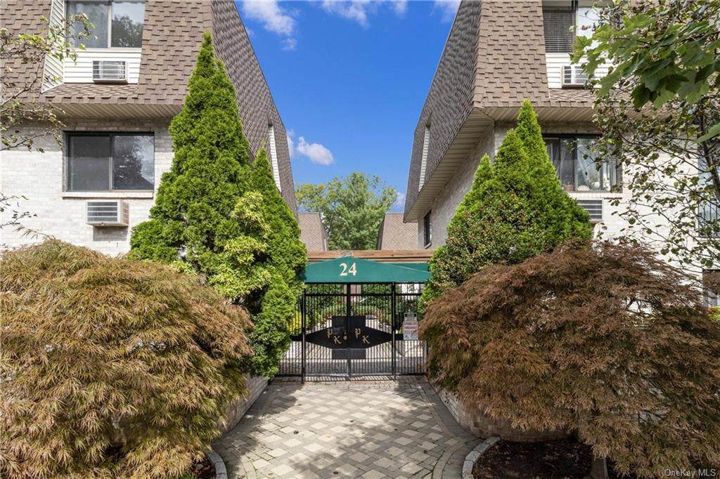 24 Carhart Avenue - Photo 1