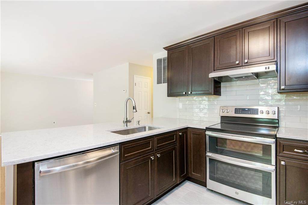 96 Molly Pitcher Lane - Photo 1