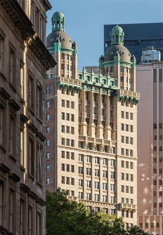 15 Park Row - Photo 1