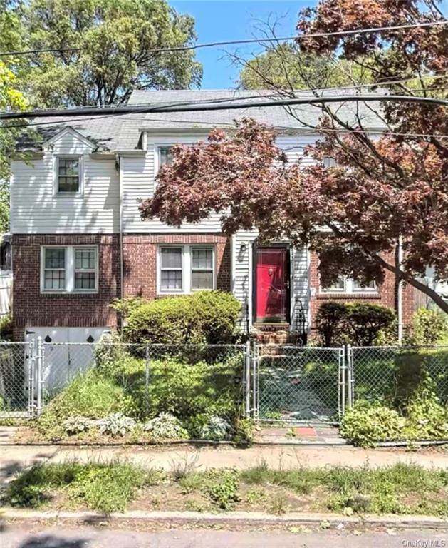 2237 Norton Avenue - Photo 1
