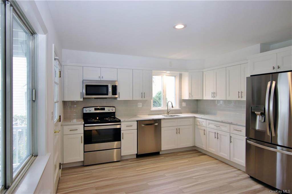 111 Halstead Avenue - Photo 1