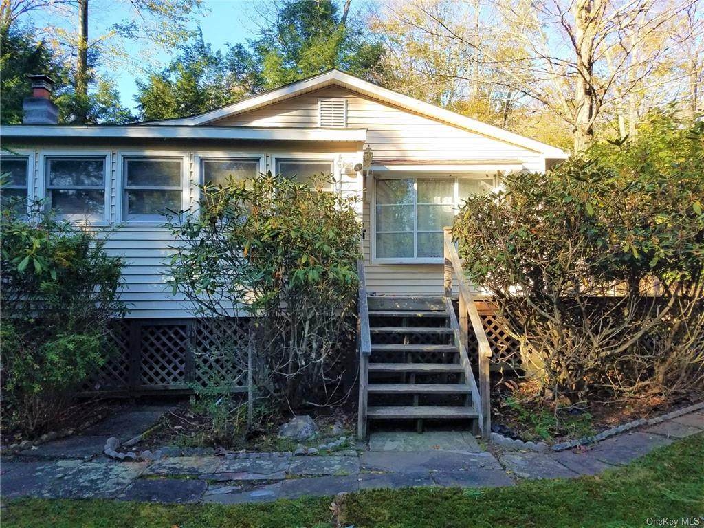 2 Oakland Drive - Photo 1