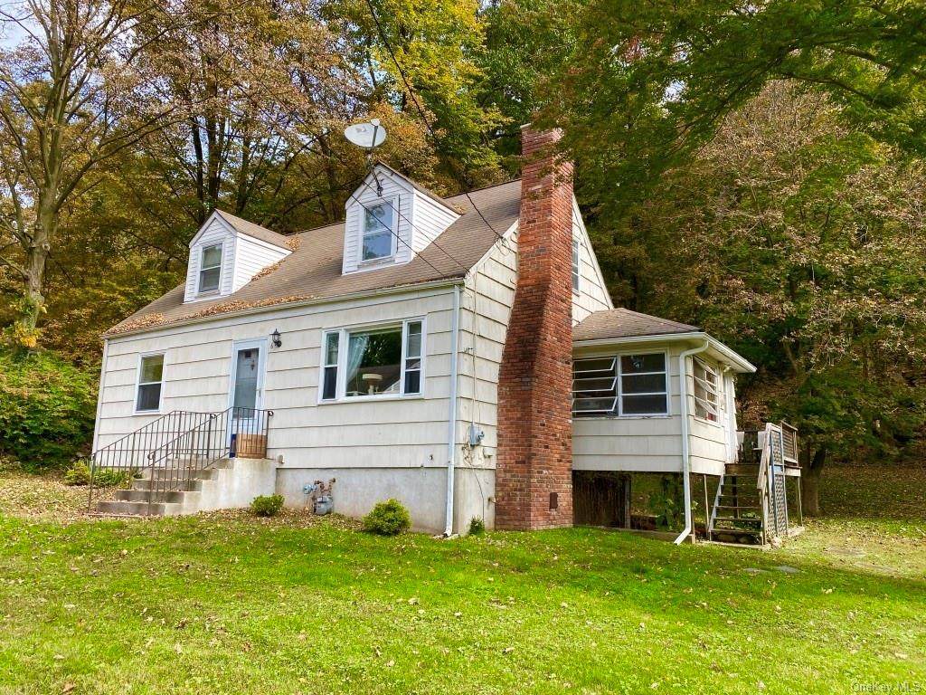 6 East Place - Photo 1