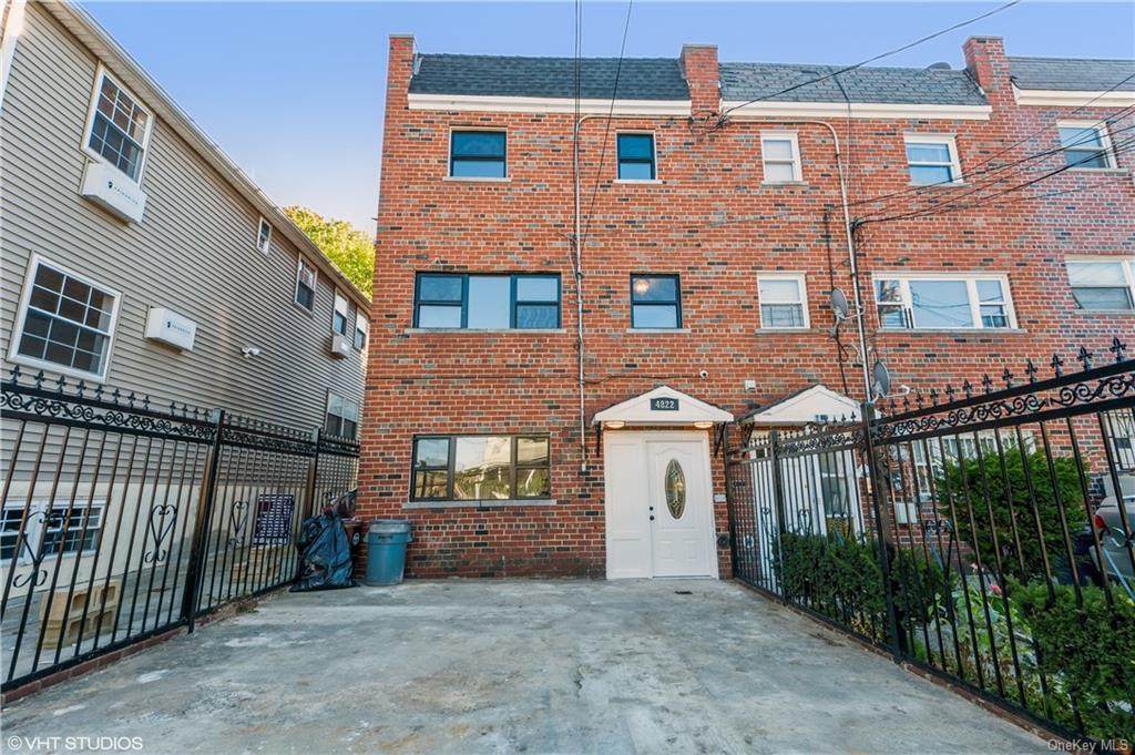 4822 Robertson Street - Photo 1