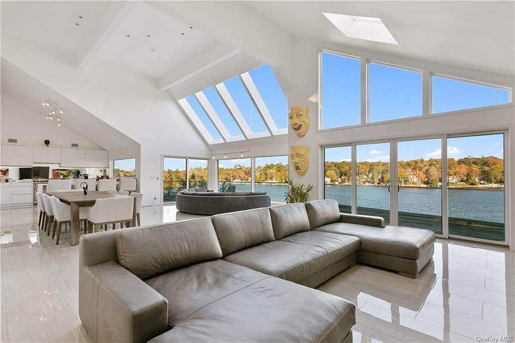 740 Lake Boulevard - Photo 1