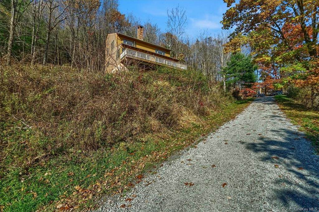 17 Sunrise Terrace - Photo 1