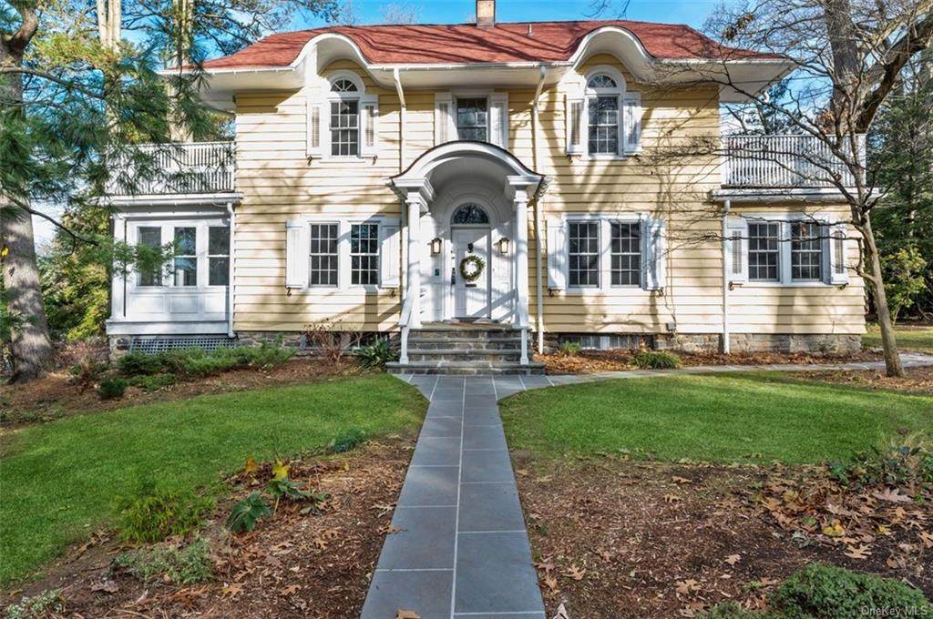 5 Maplewood Avenue - Photo 1
