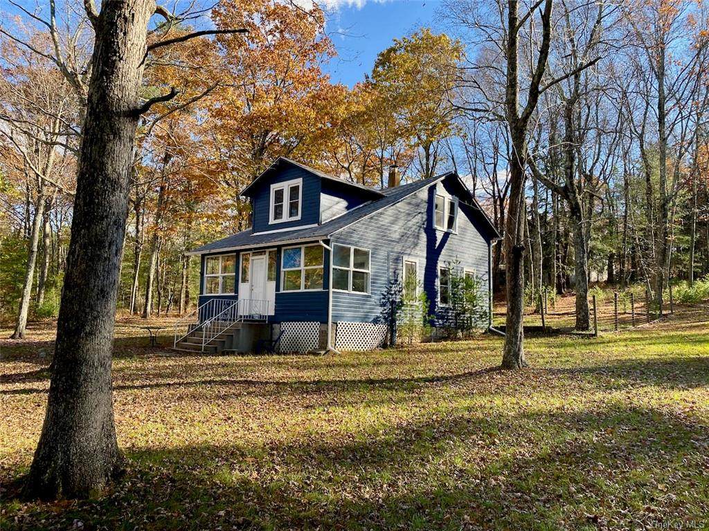 7 Laurel Lane - Photo 1