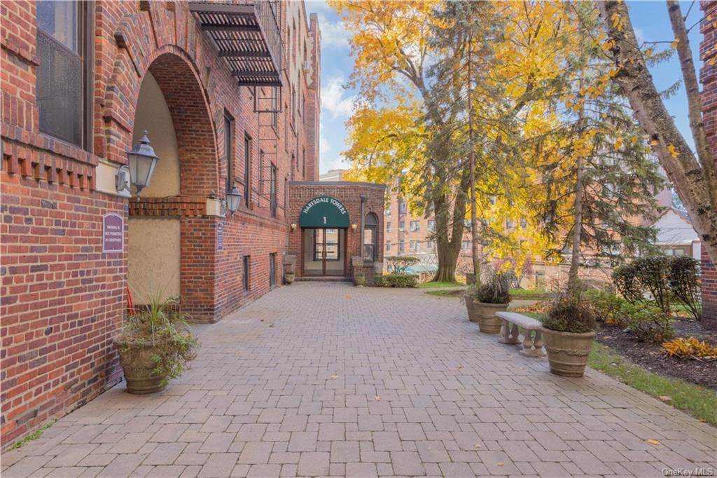 1 Columbia Avenue - Photo 1