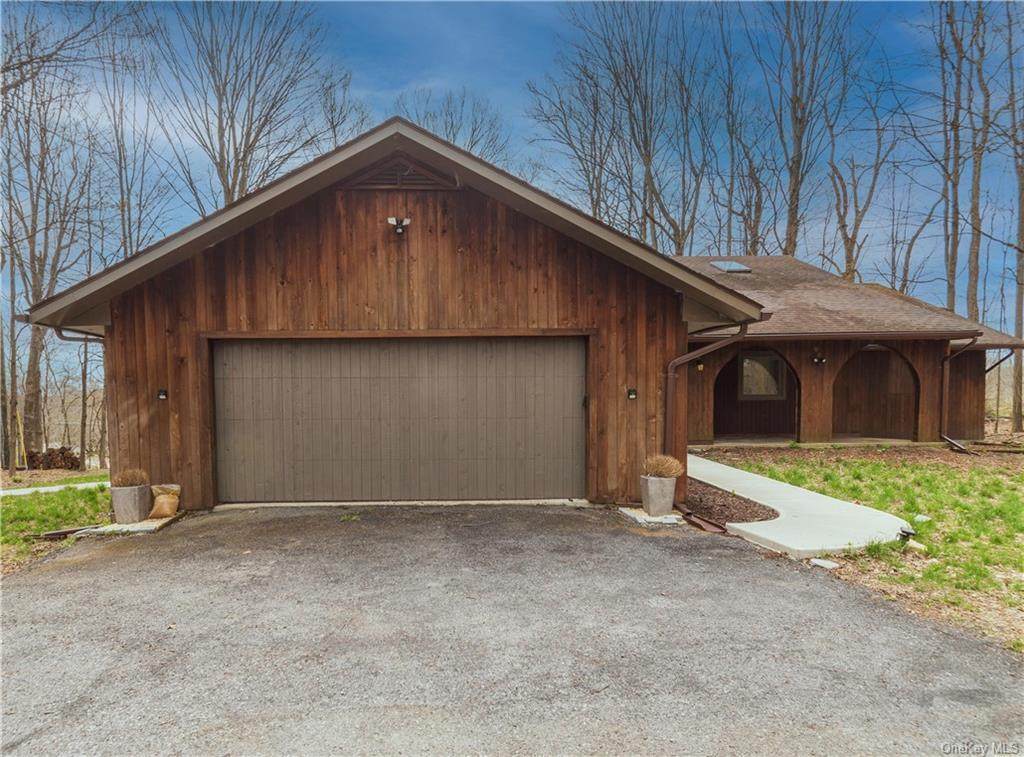 15 Upper Road - Photo 1
