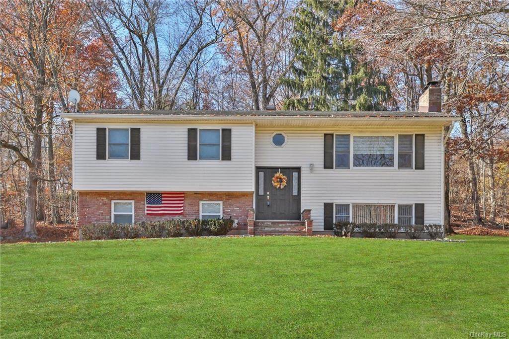 80 Aleanne Terrace - Photo 1