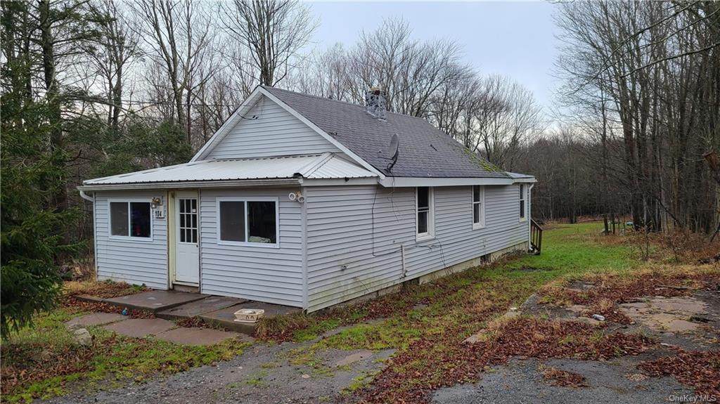 104 Katrina Falls Road - Photo 1