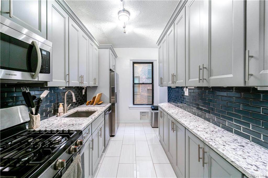 663 Locust Street - Photo 1