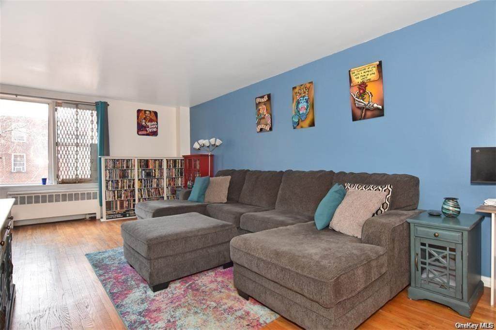 3201 Grand Concourse - Photo 1