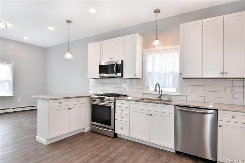 213 Ashford Avenue - Photo 1