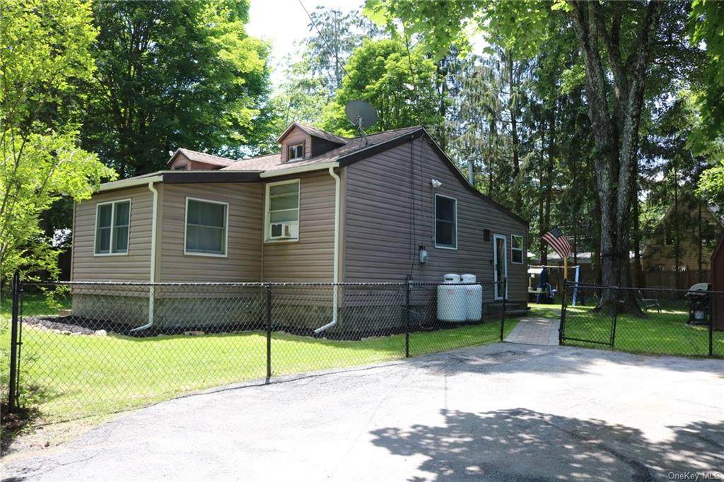 205 Monroe Avenue - Photo 1