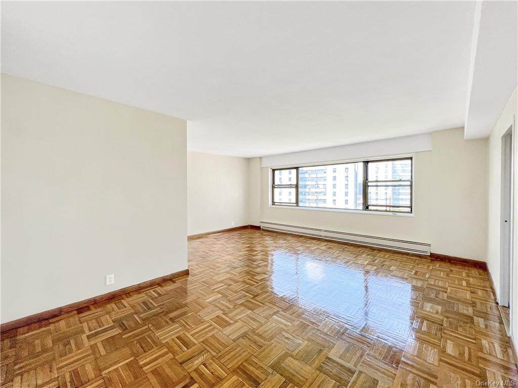 9 Fordham Hill Oval - Photo 1