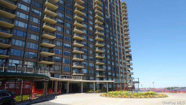 166-25 Powells Cove - Photo 1