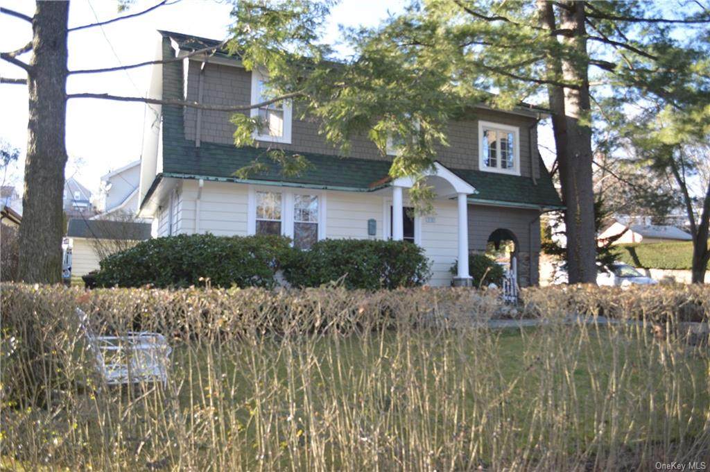 350 Hutchinson Boulevard - Photo 1