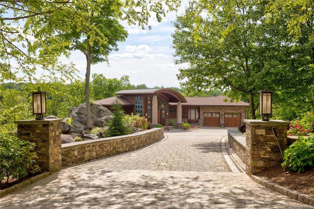 13 Frog Rock Road - Photo 1