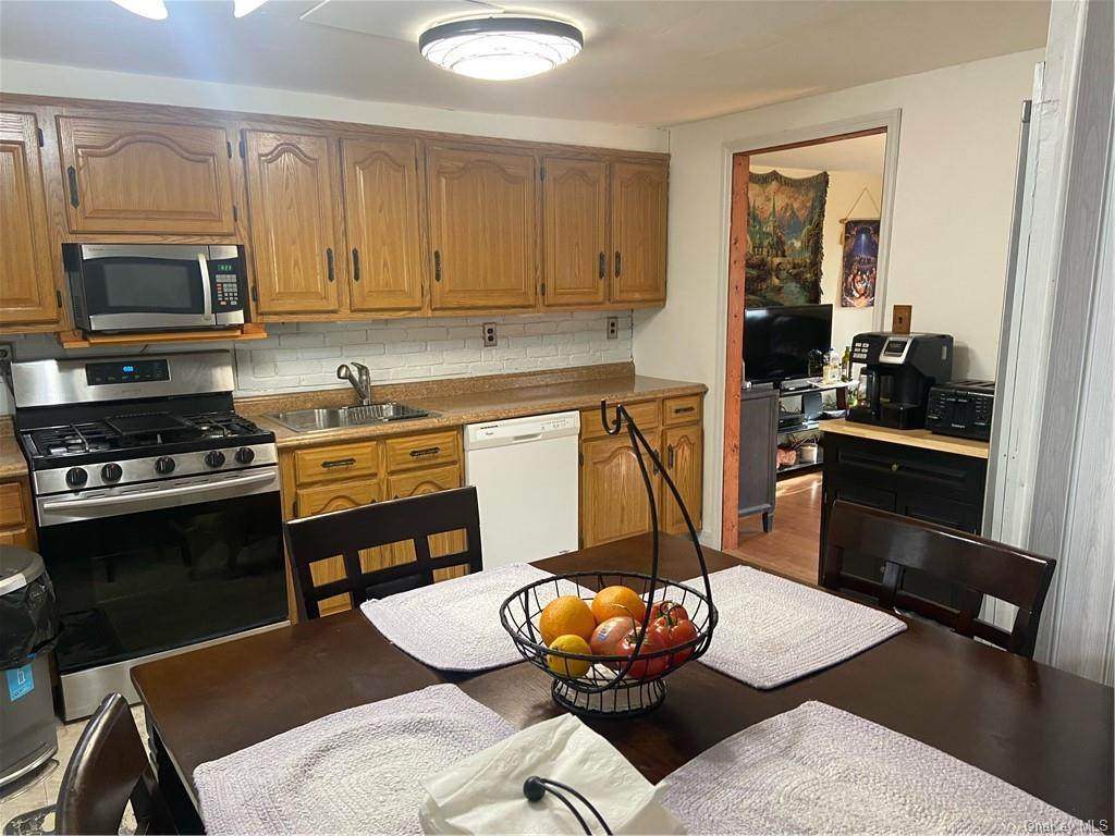 21 Lake Road - Photo 1