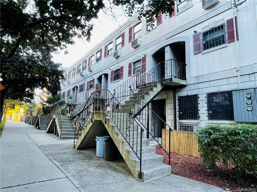 848 Leland Avenue - Photo 1