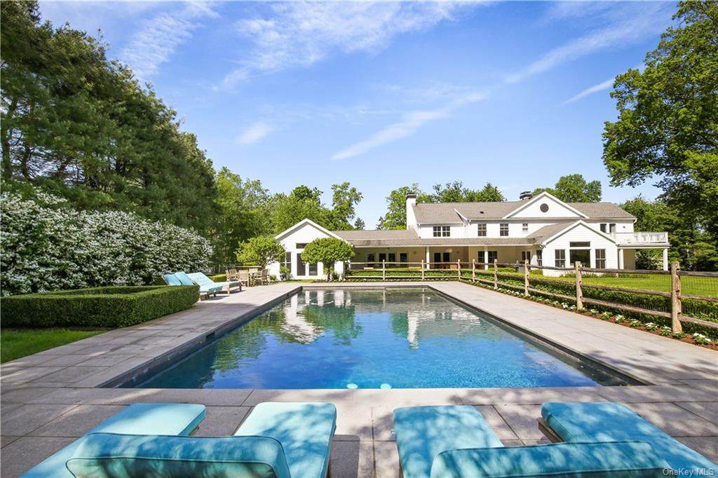 6 Sterling Road - Photo 1