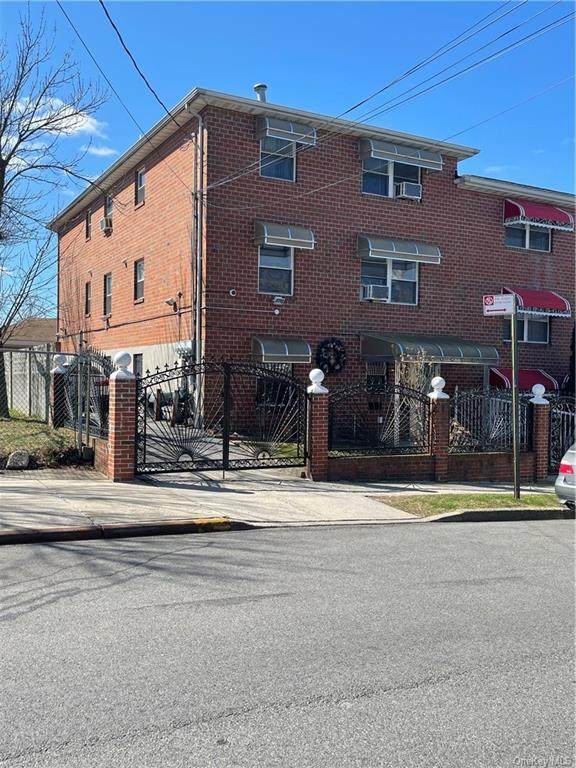 726 Cranford Avenue - Photo 1