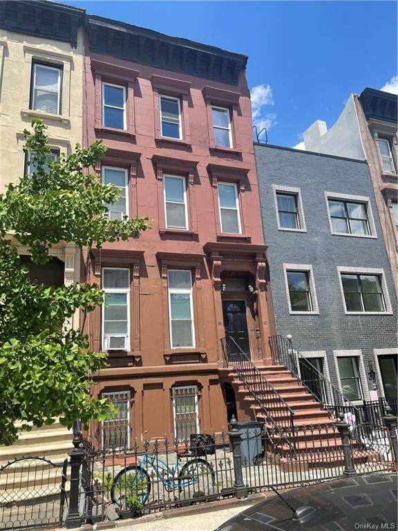 35 Herkimer Street - Photo 1