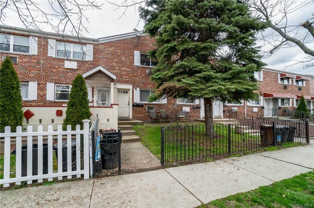 206-208 Balcom Avenue - Photo 1