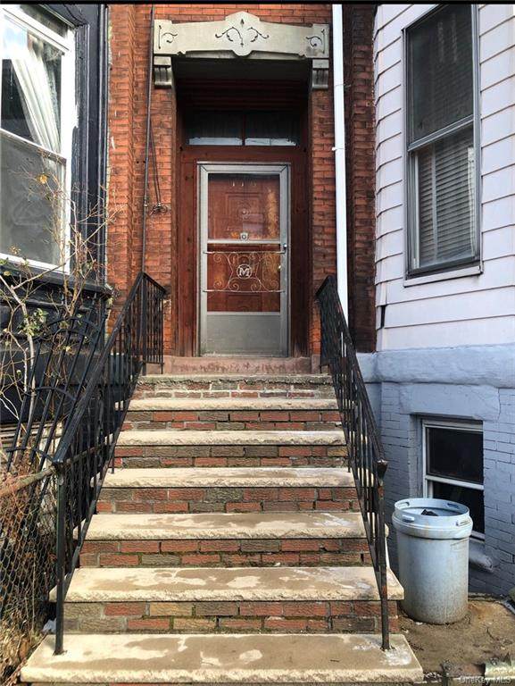 116 Harrison Avenue - Photo 1