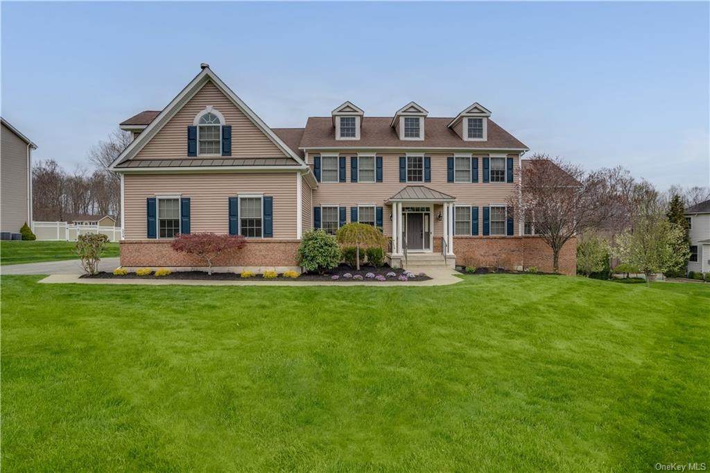 204 Country Club Road - Photo 1