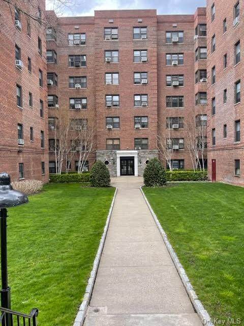 465 Lincoln Avenue - Photo 1