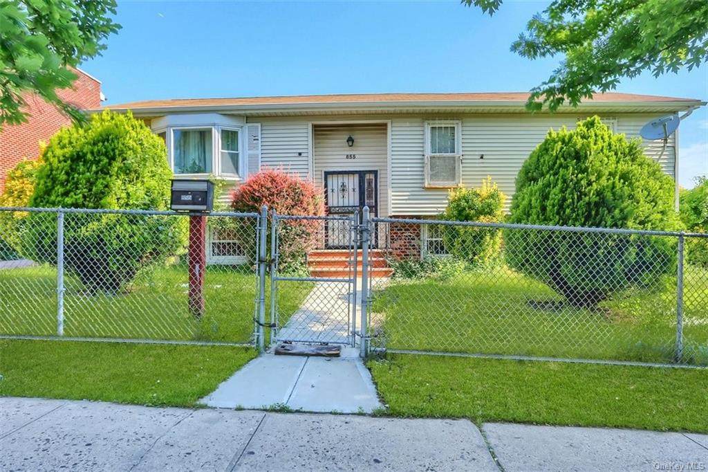 855 Jennings Street - Photo 1