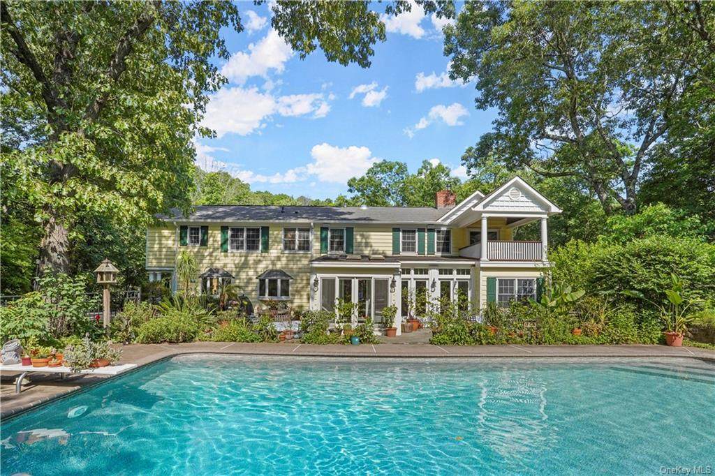 19 Woodland Road - Photo 1