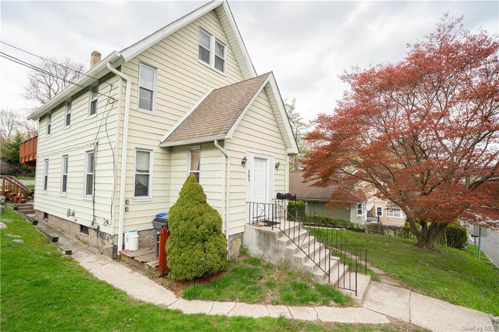 483 Benedict Avenue - Photo 1