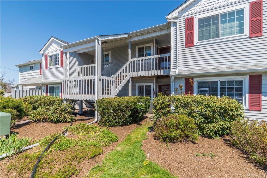 9 Magnolia Lane - Photo 1