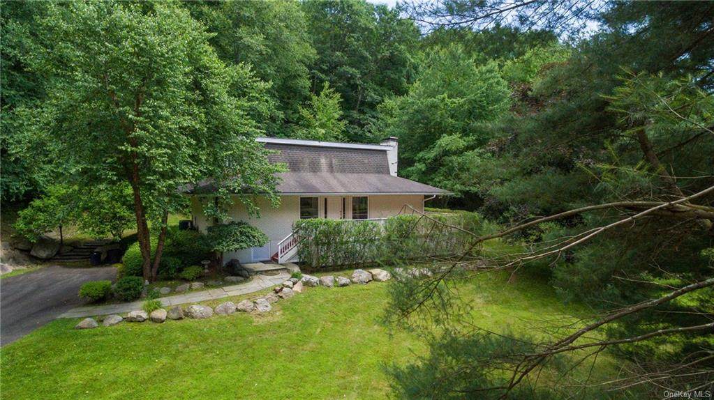 15 Annarock Drive - Photo 1