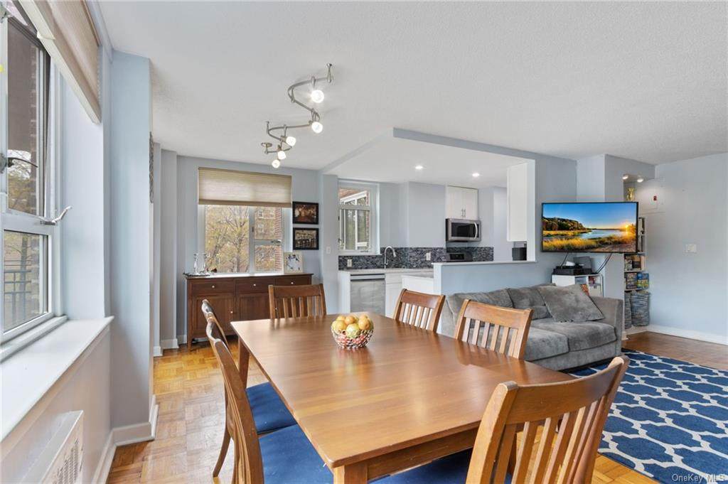5355 Henry Hudson Parkway - Photo 1