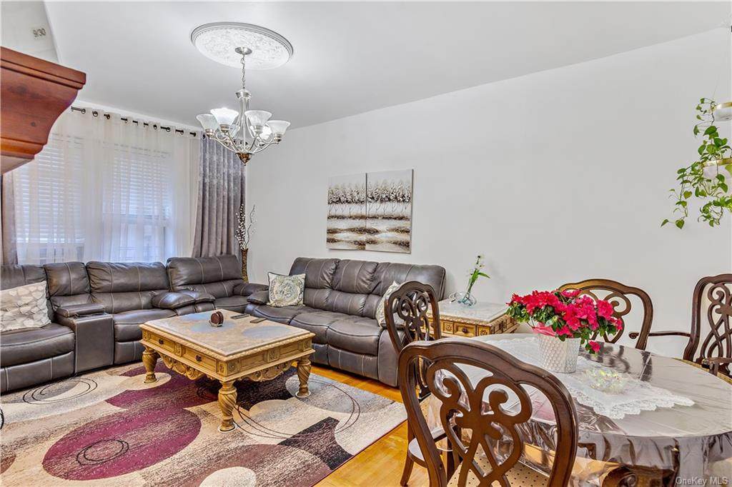2156 Cruger Avenue - Photo 1
