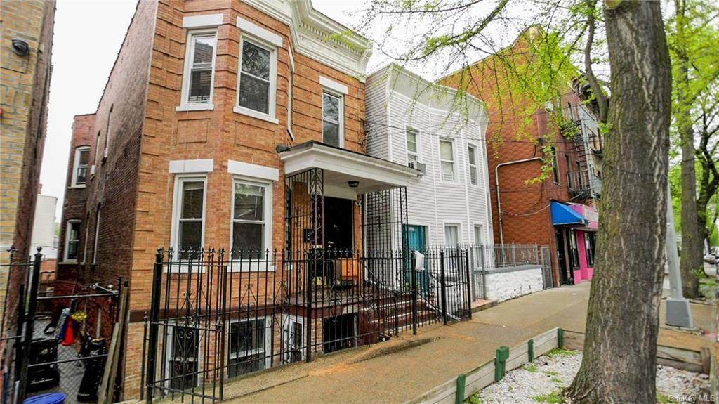 585 Van Nest Avenue - Photo 1