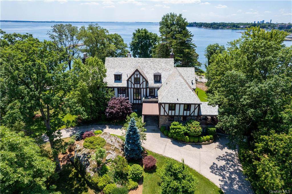 6 Shore Road - Photo 1