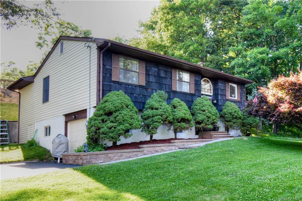 105 Lake Avenue - Photo 1