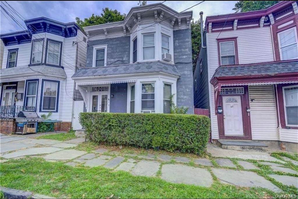 84 Carpenter Avenue - Photo 1