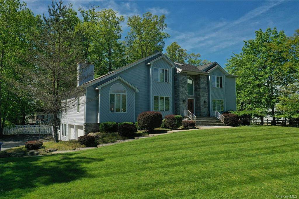 22 Oak Ridge Road - Photo 1