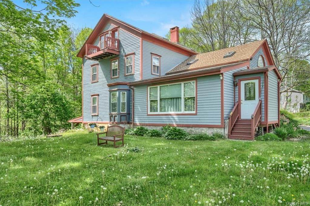 7 Lake Ellis Road - Photo 1