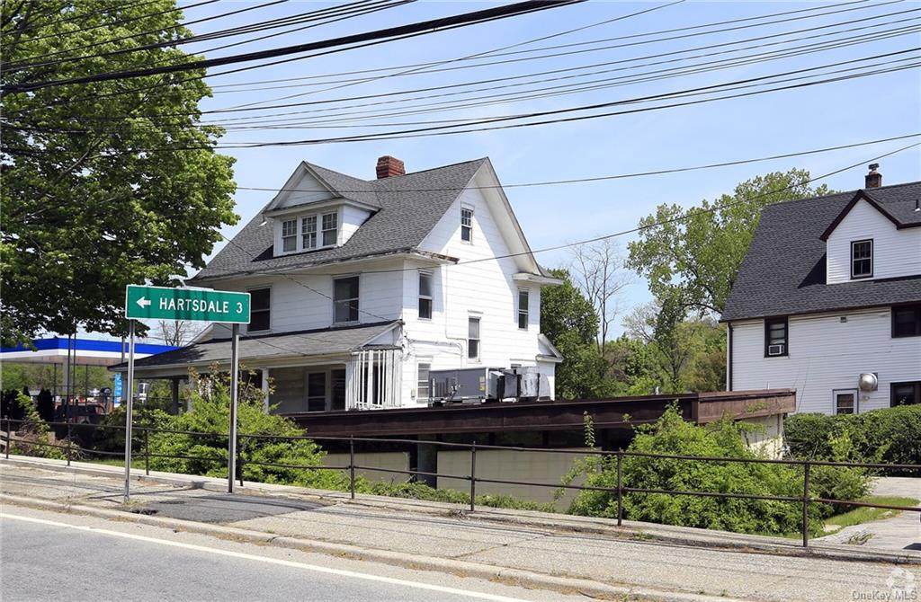 578 Tarrytown Road - Photo 1