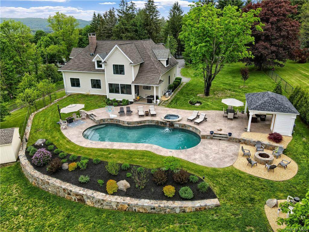 33 Gristmill Lane - Photo 1