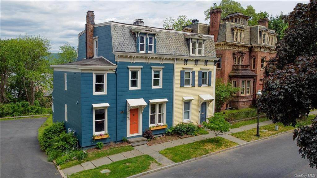 238 Montgomery Street - Photo 1