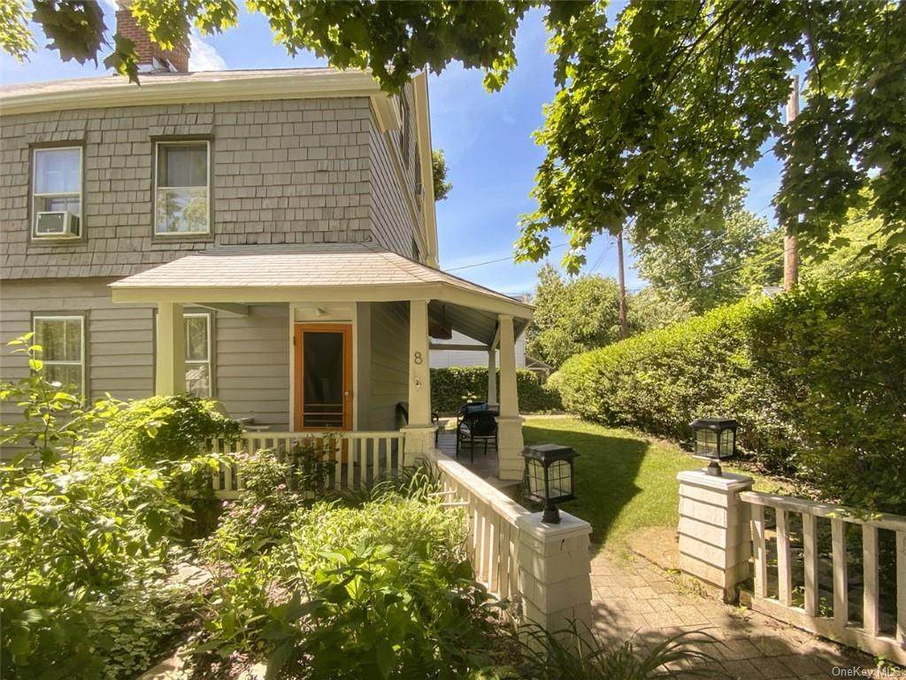 8 Paulding Avenue - Photo 1
